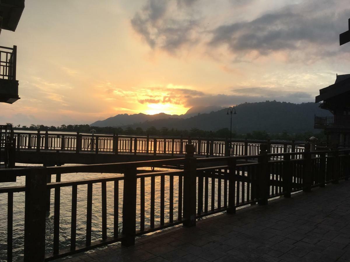 Sea Villa Langkawi Lagoon ปันไตเจอนัง ภายนอก รูปภาพ